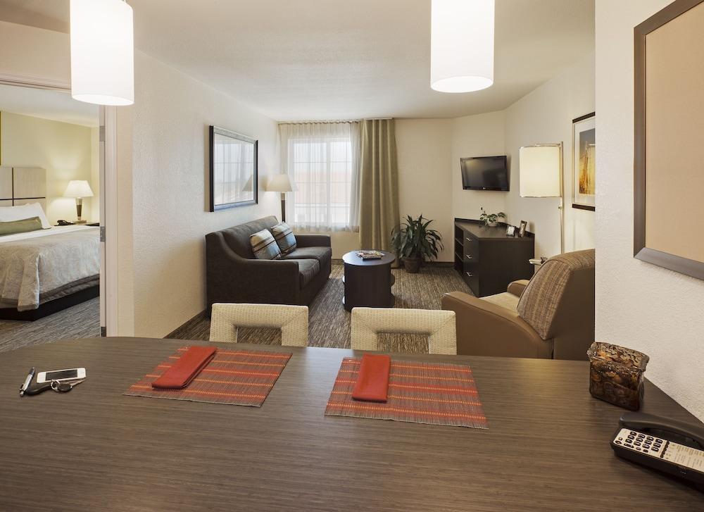 Candlewood Suites Bay City By Ihg Exterior photo