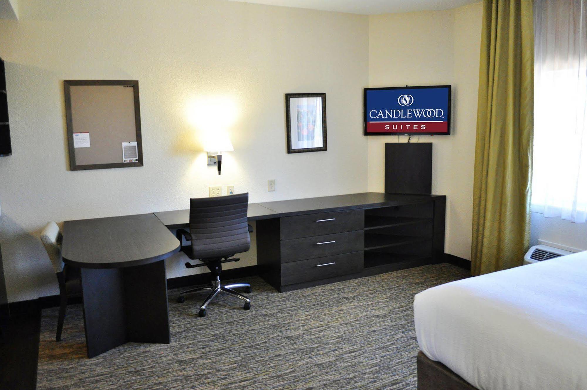 Candlewood Suites Bay City By Ihg Exterior photo