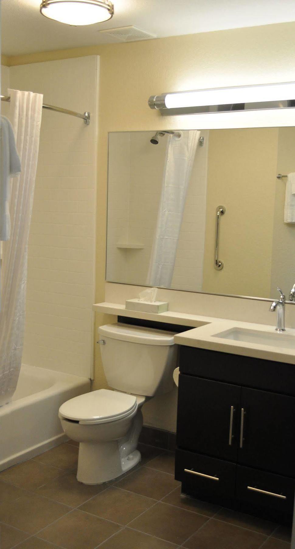 Candlewood Suites Bay City By Ihg Exterior photo